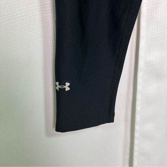 Under Armour Women’s Small Leggings Compression Heatgear Cropped Black - Picture 3 of 5